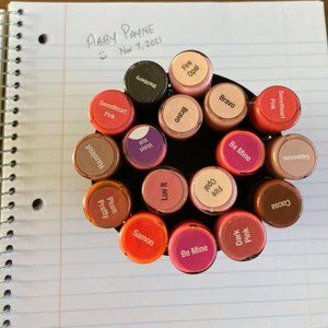 Going out of Business! 17 LipSense Colors